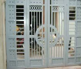 NHÀ CHỊ MINH Q12